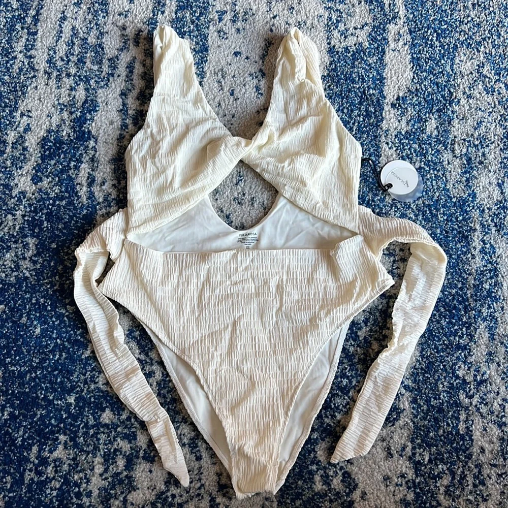Tularosa Duffy One Piece in Ivory XL - Picture 5 of 8